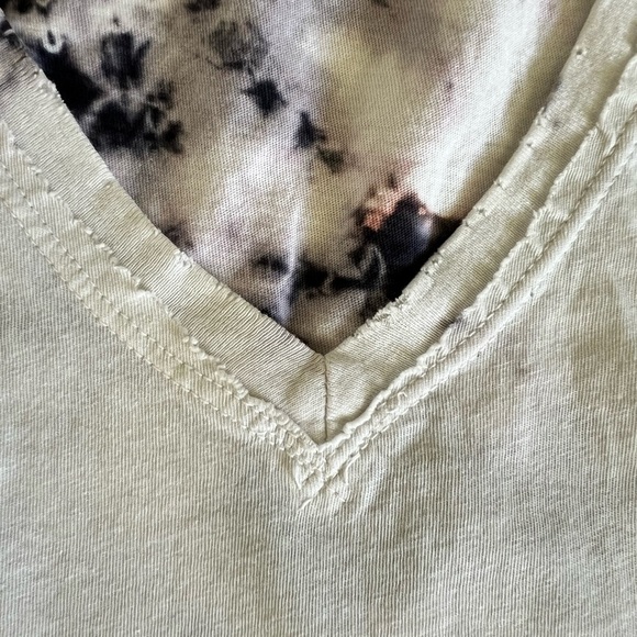 n: PHILANTHROPY Tie-Dye Sleeveless Top Size Large - Picture 3 of 5